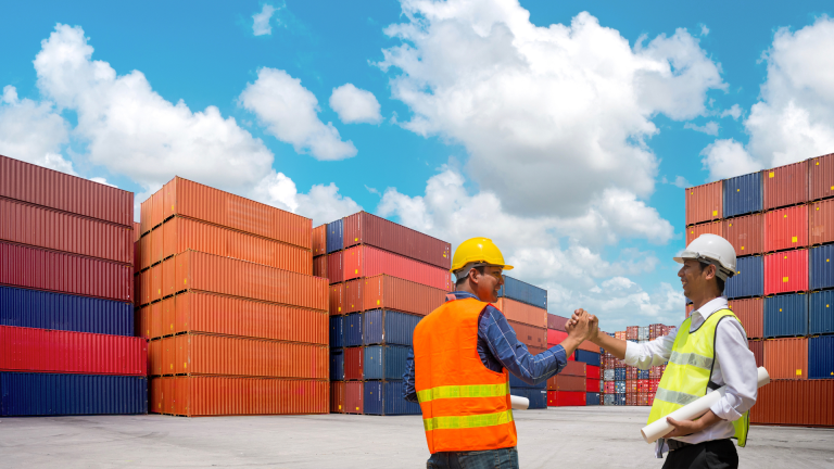 Zona Ekspor Terjangkau dan Efisien bagi Pelaku Usaha Kecil