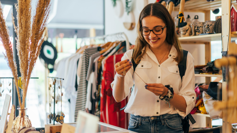 Tips Memilih Platform Marketplace Tepat untuk Meningkatkan Penjualan Ekspor