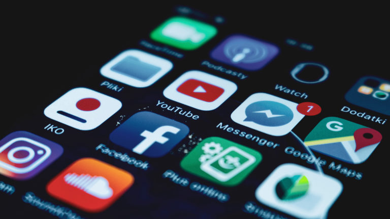 Menembus Pasar Global Lewat Instagram: Cara Jitu Mencari Buyer Ekspor Tanpa Biaya Besar